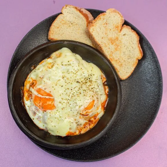Huevos Napolitanos