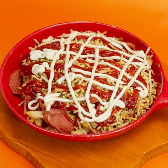 Salchipapa